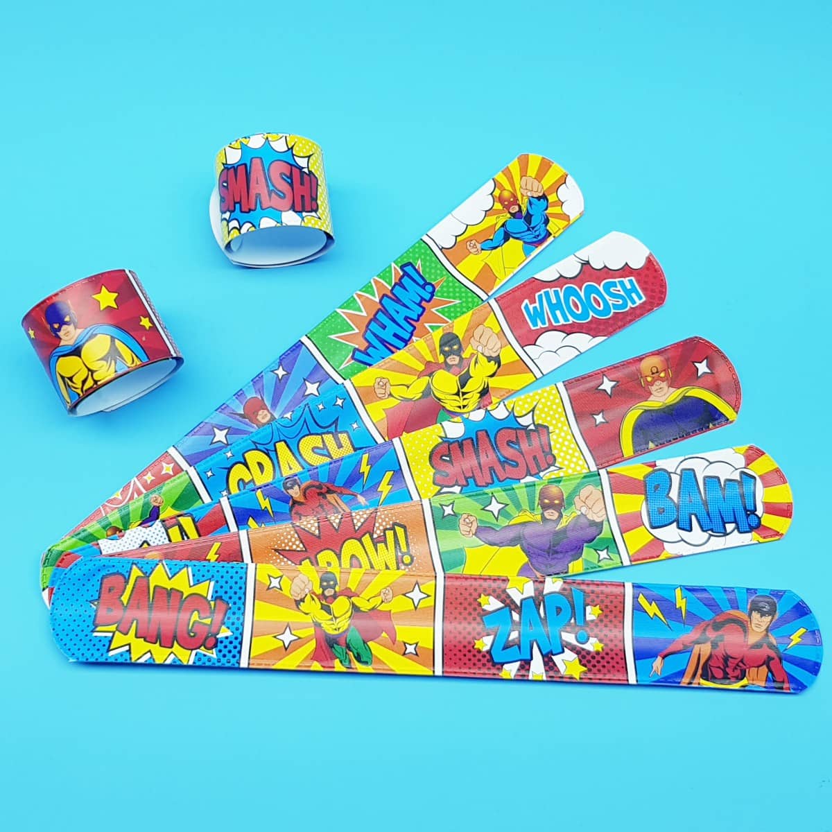 Modeaccessoires mit Action-Hero Motiven