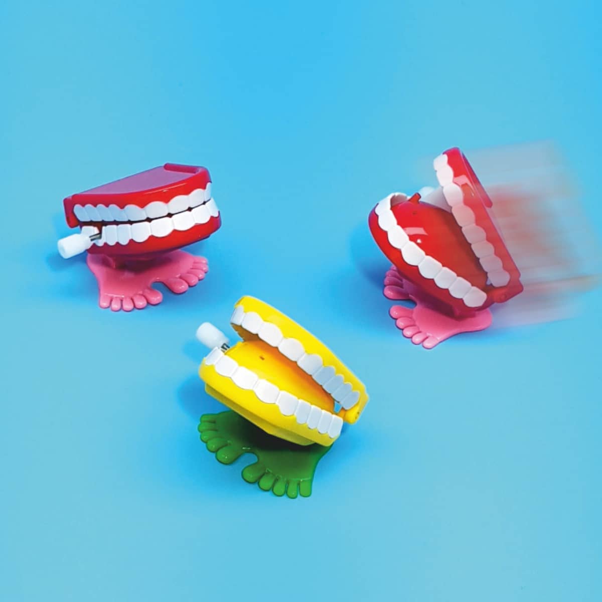 Klapperzähne zum Aufziehen