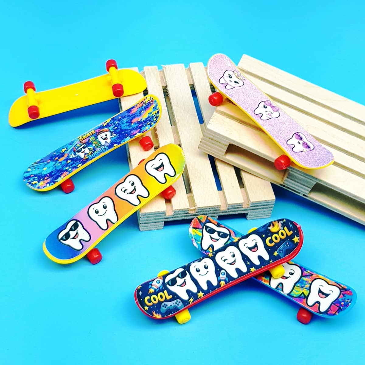 Finger-Skateboards Zahn-Design