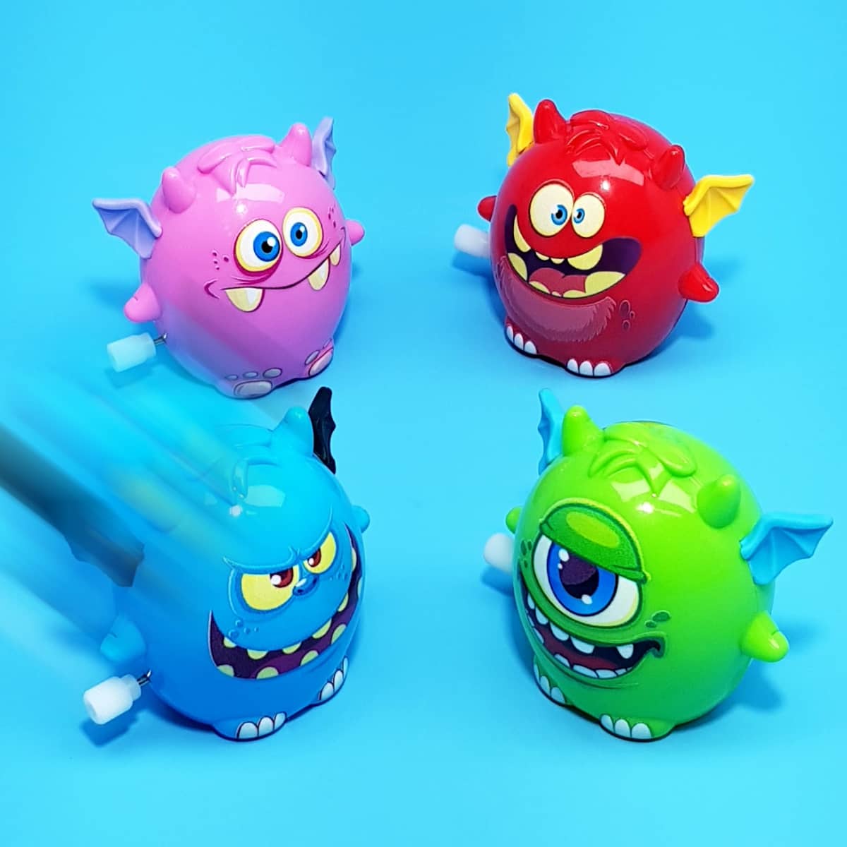 Bunte Monster zum Aufziehen